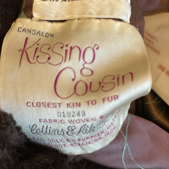 Vintage Kissing Cousin faux fur shrug - Picture 2 of 2